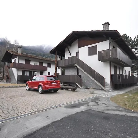 Mont Blanc - Jolie Maison - Cir 18 Apartmán