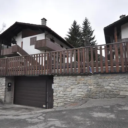 Mont Blanc - Jolie Maison - Cir 18 *